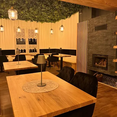 Owca I Baran Bed and breakfast 3*